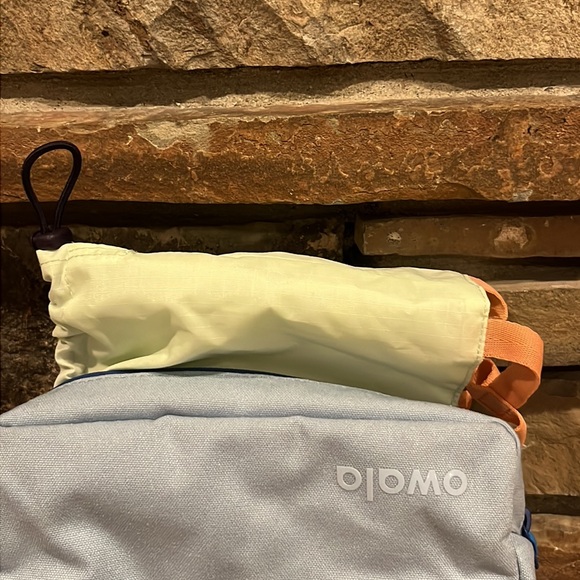 Owala Crossbody Light Blue Polyester Bottle Carrier - Picture 8 of 9